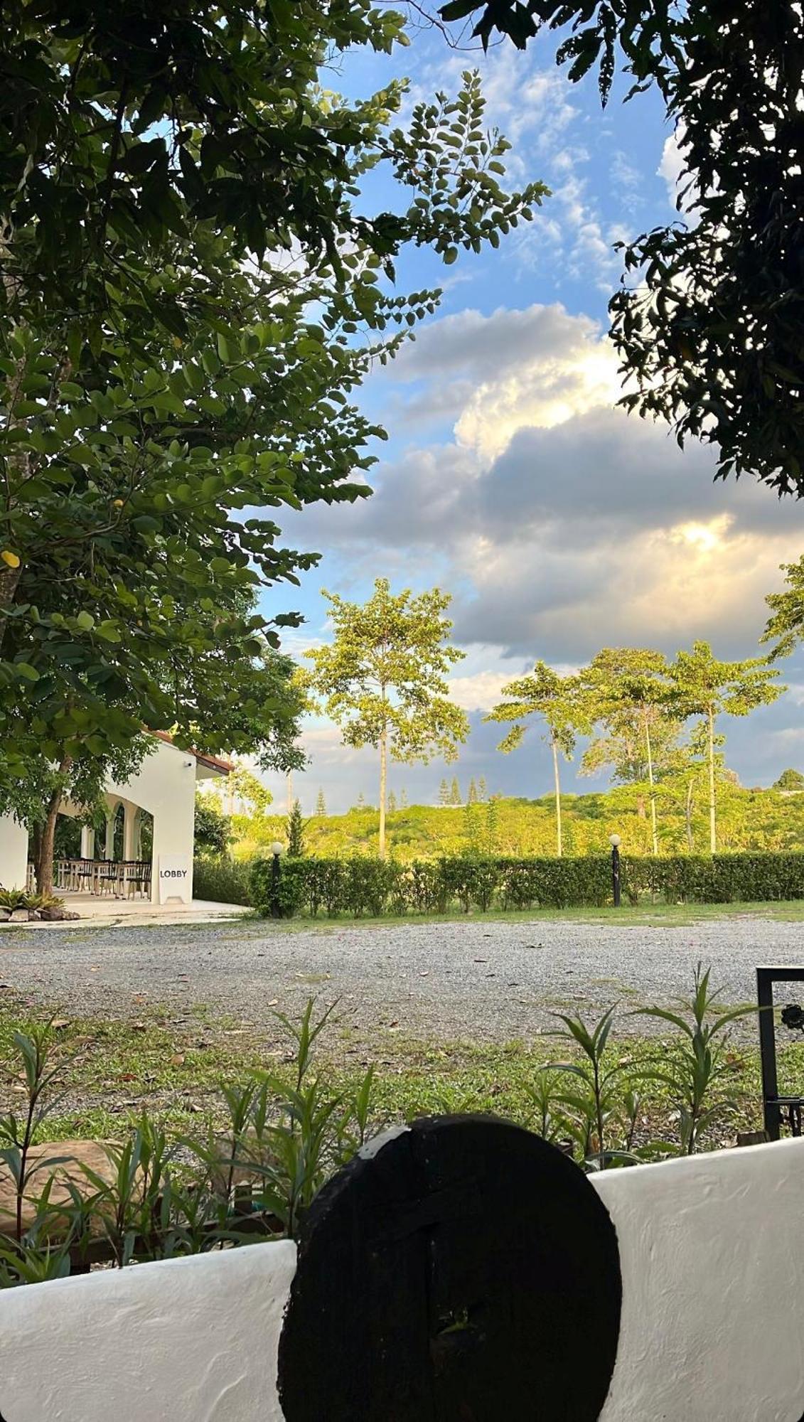 Moon Village Khaoyai Holiday Home Pong Talong エクステリア 写真